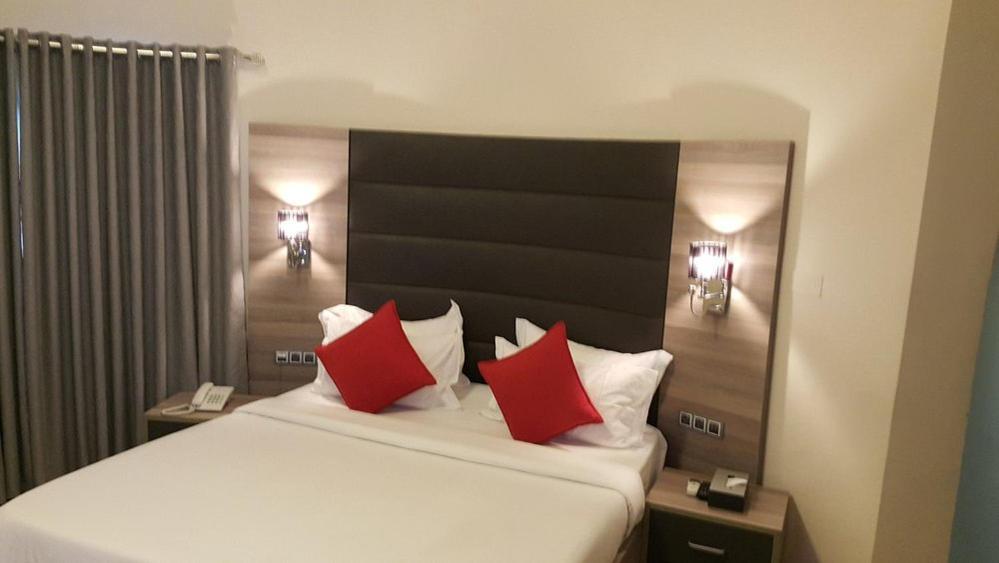 Scarlet Lodge لاغوس المظهر الخارجي الصورة