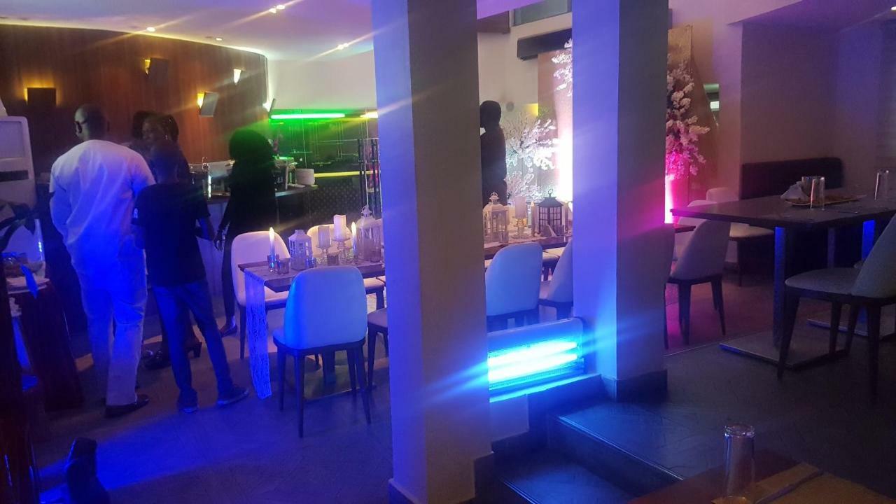 Scarlet Lodge لاغوس المظهر الخارجي الصورة