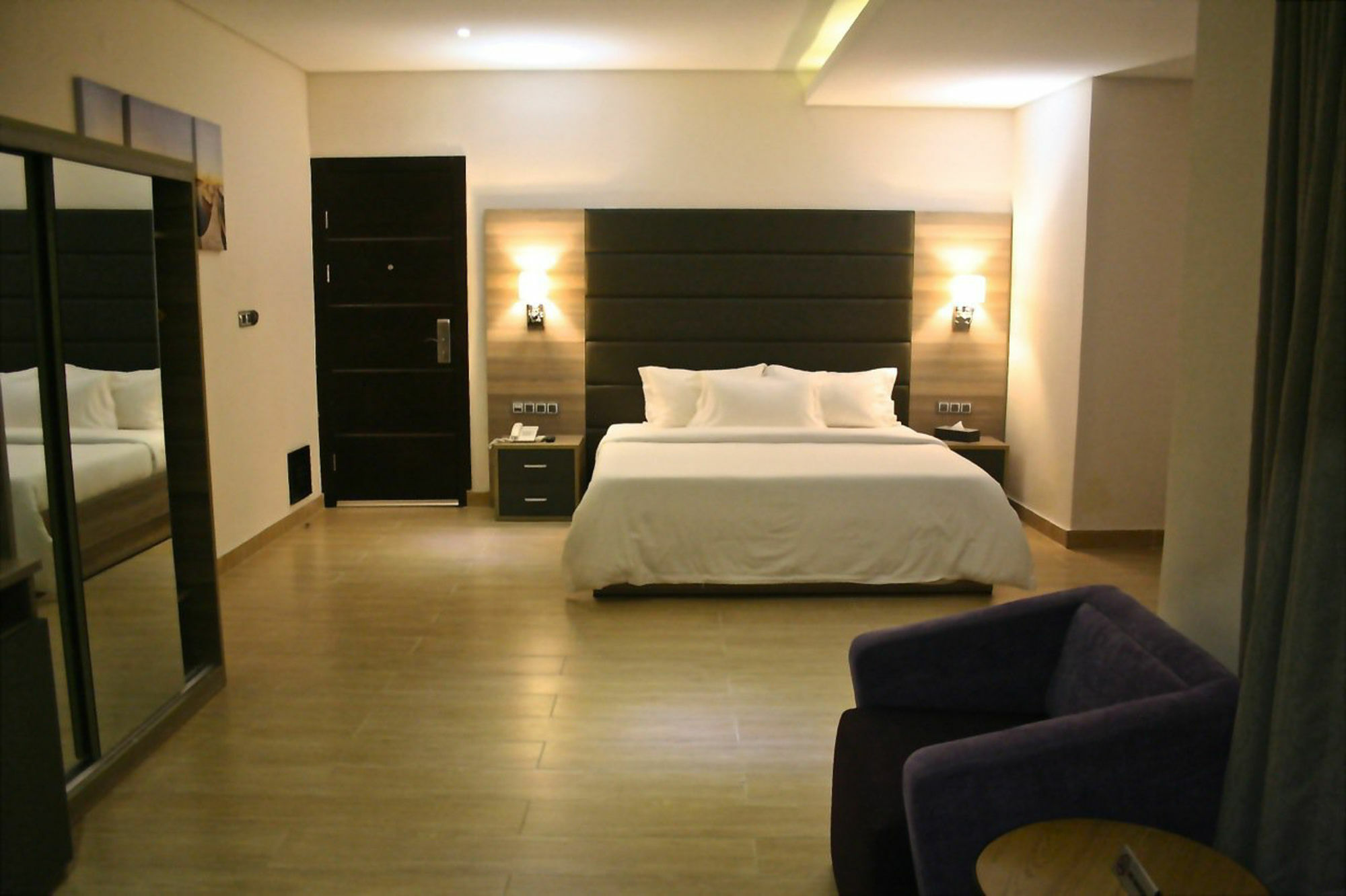 Scarlet Lodge لاغوس المظهر الخارجي الصورة